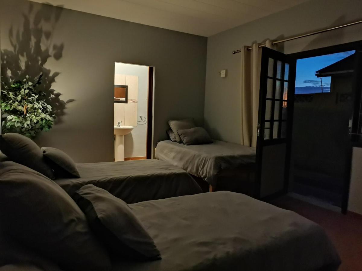 Desert Villas Свакопмунд Экстерьер фото